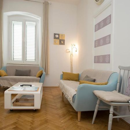 Town Place Apartment Spalato Esterno foto