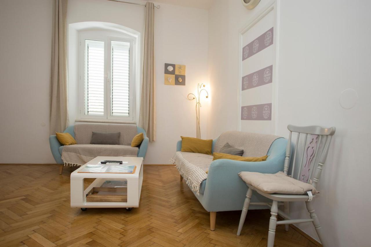 Town Place Apartment Spalato Esterno foto