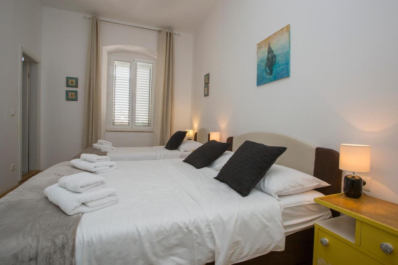 Town Place Apartment Spalato Esterno foto
