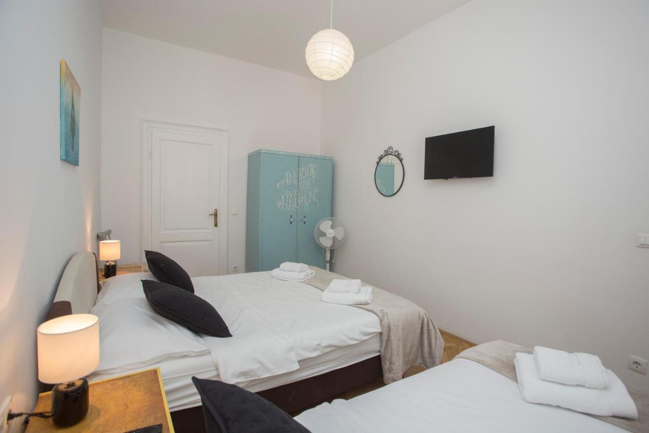 Town Place Apartment Spalato Esterno foto